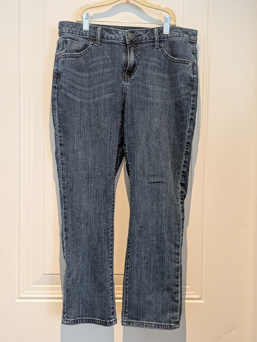 Vera Wang Boyfriend Capri Jeans